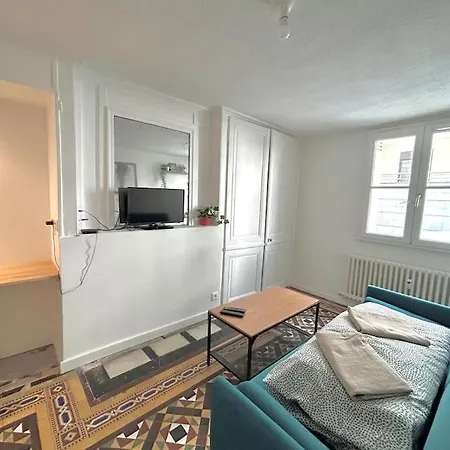 Lumineux Et Calme Apartment *